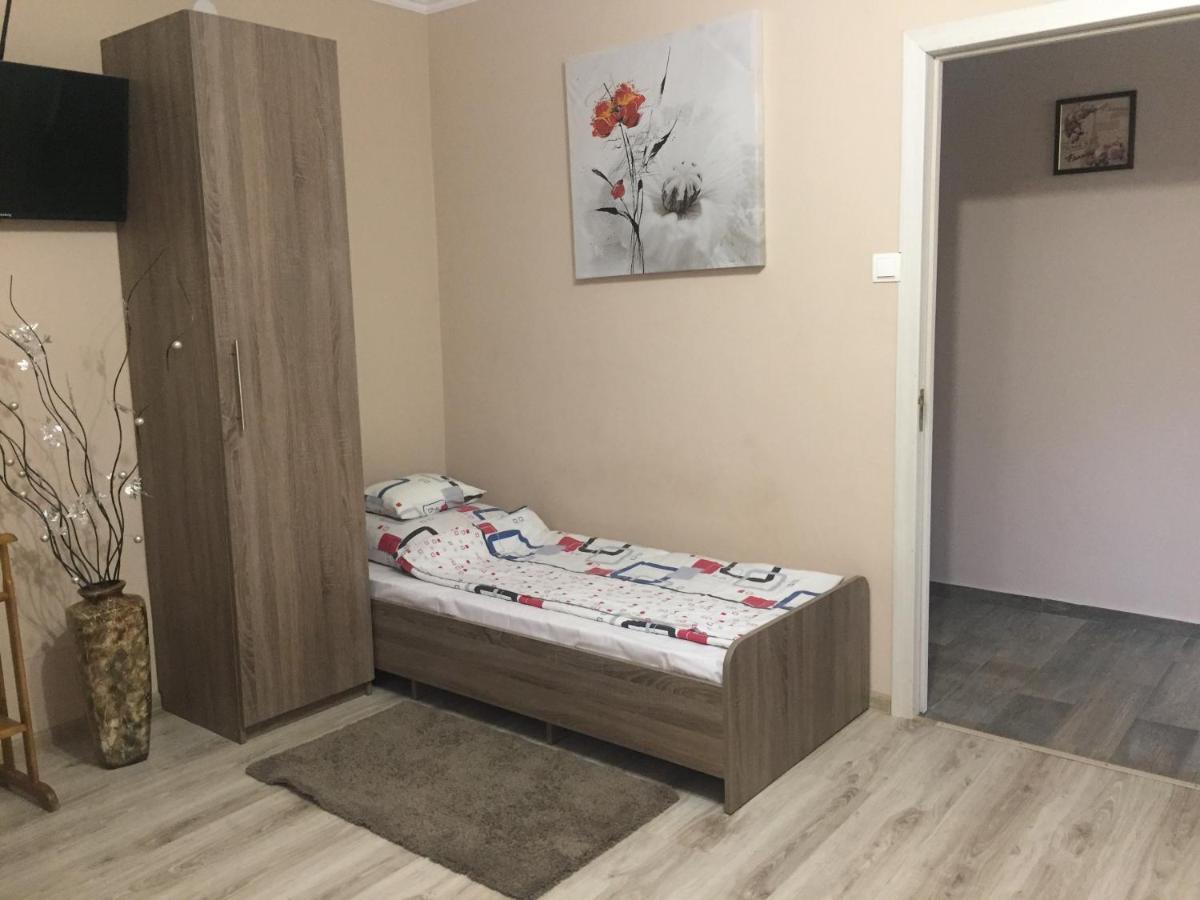 Апартаменты Private House Береговое Экстерьер фото